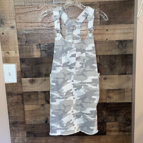 Tractr Gray & White Camoflauge Overalls Dress - Picture 1 of 7